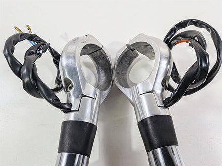 2003 Honda V-Twin VTX1800 C Left Right Front Blinker Clamp Set 33400-MBH-672 {{ shop.shopifyCountryName }} - Mototech271