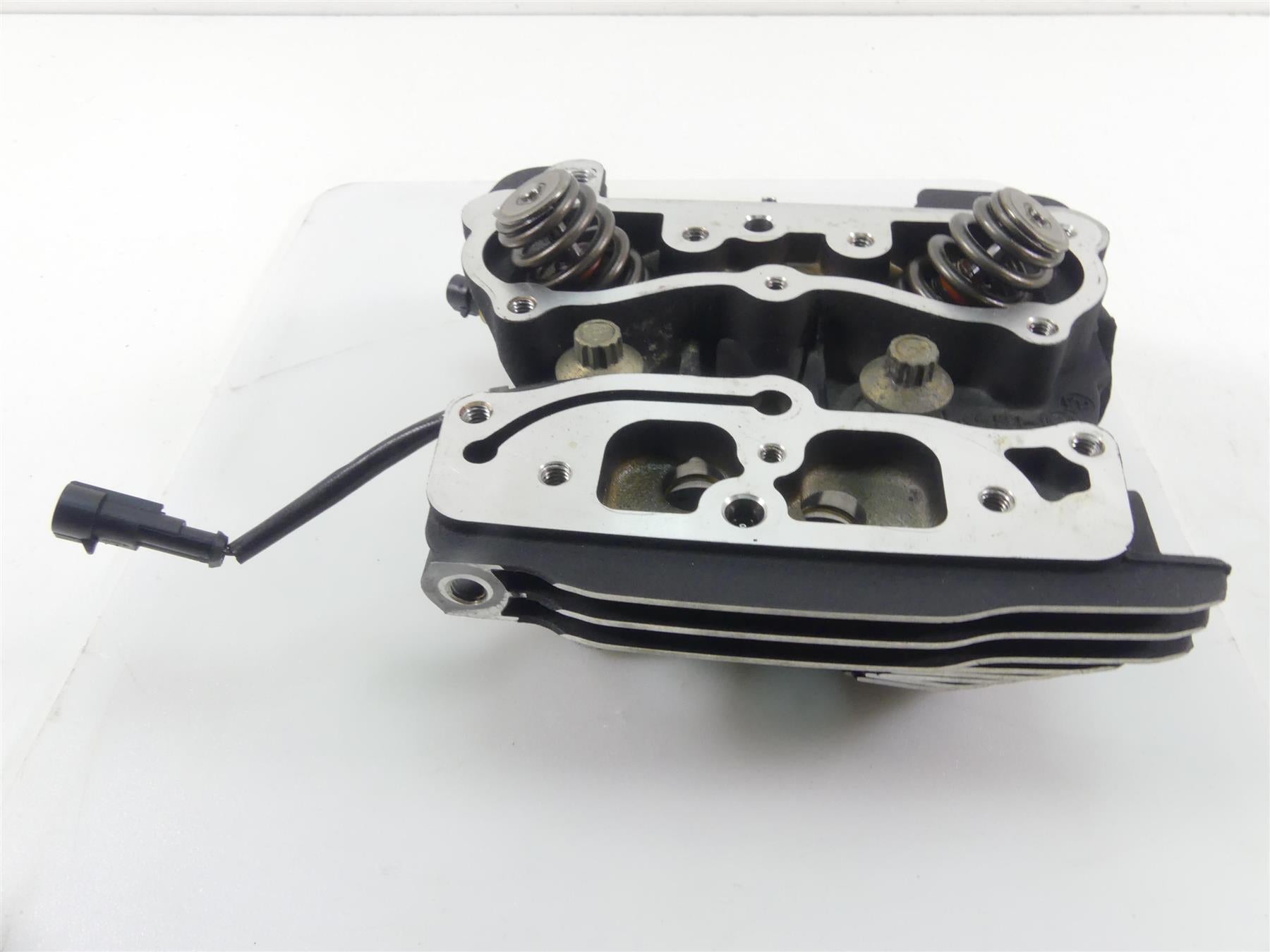 2011 Harley Touring FLTRU Road Glide Front Cylinderhead Cylinder Head 17728-08 {{ shop.shopifyCountryName }} - Mototech271