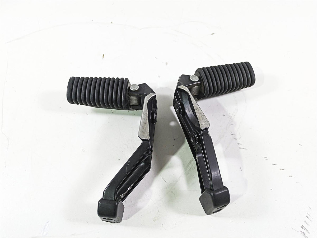 2004 BMW R1150GS R21 Passenger Footpeg Foot Peg Set 46712314761 46712314762 {{ shop.shopifyCountryName }} - Mototech271