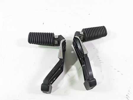 2004 BMW R1150GS R21 Passenger Footpeg Foot Peg Set 46712314761 46712314762 {{ shop.shopifyCountryName }} - Mototech271
