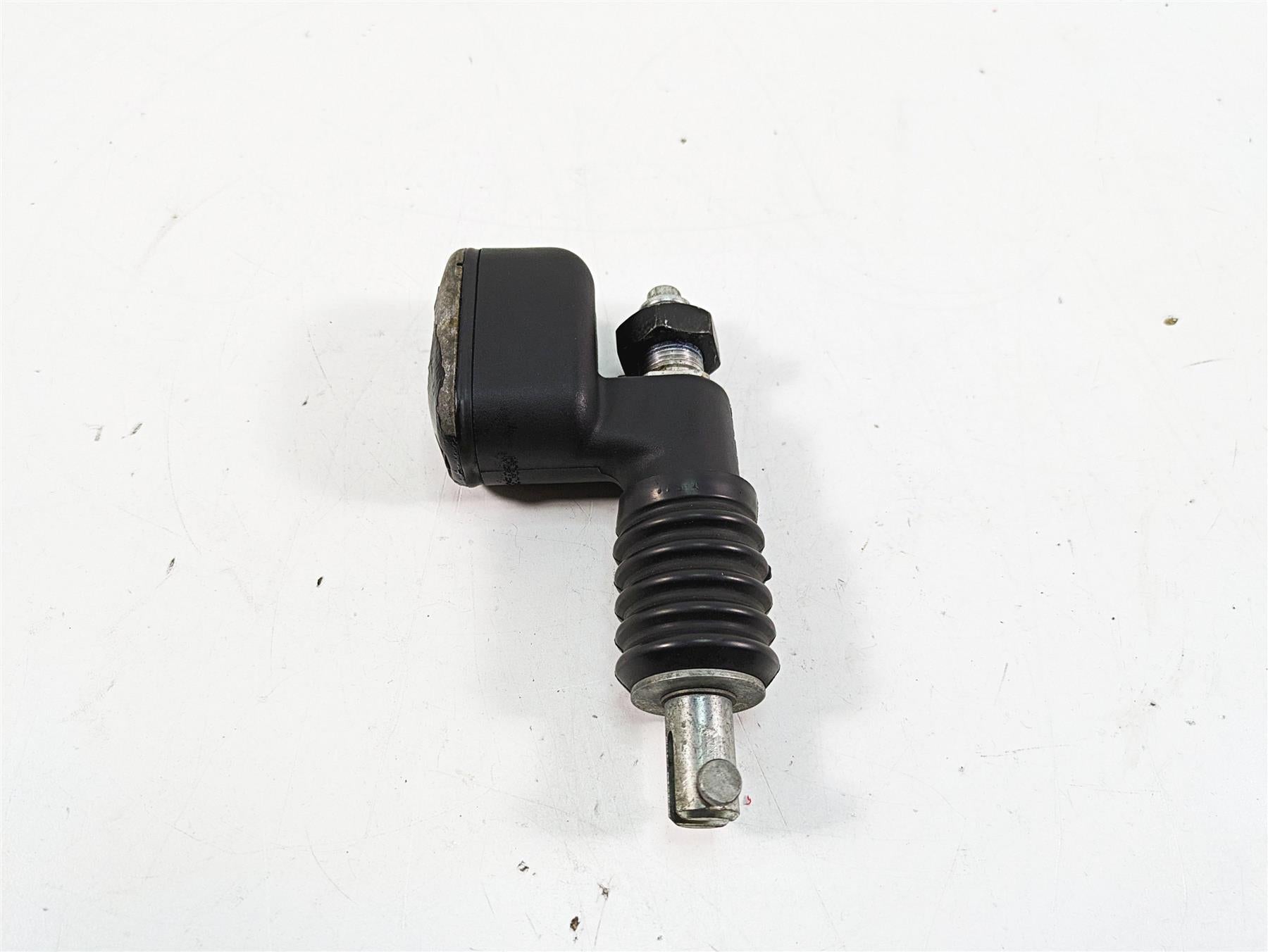 2006 Harley Softail FXSTSI Springer Rear Brake Master Cylinder 41767-05E {{ shop.shopifyCountryName }} - Mototech271