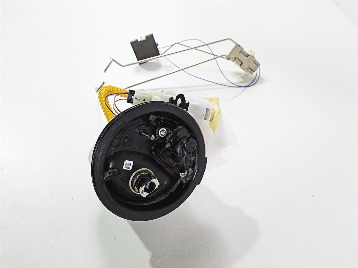 2014 BMW K1300S K40 Fuel Gas Petrol Pump & Level Sending Unit 16137656904 {{ shop.shopifyCountryName }} - Mototech271