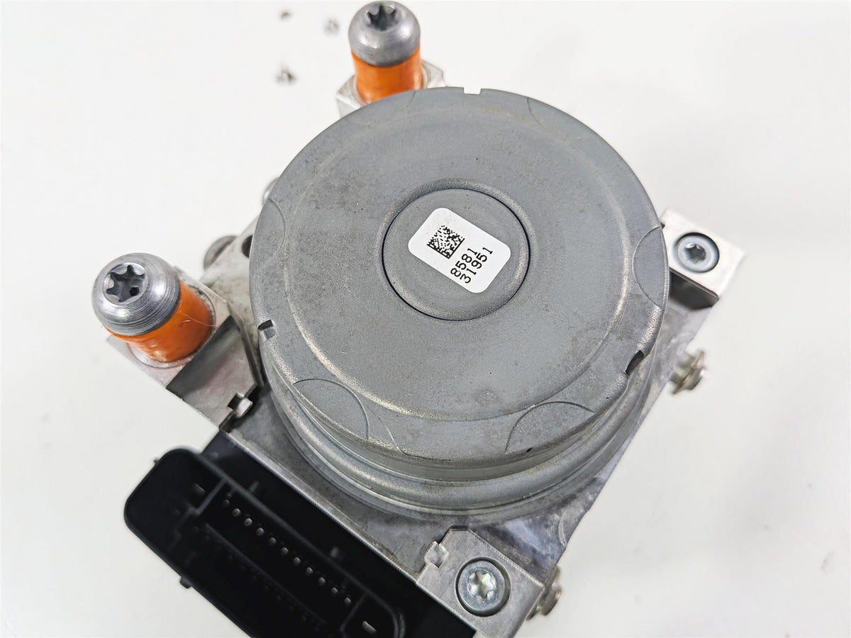2016 BMW R1200RT RT RTW K52 Abs Brake Pump Module 34518561705 {{ shop.shopifyCountryName }} - Mototech271
