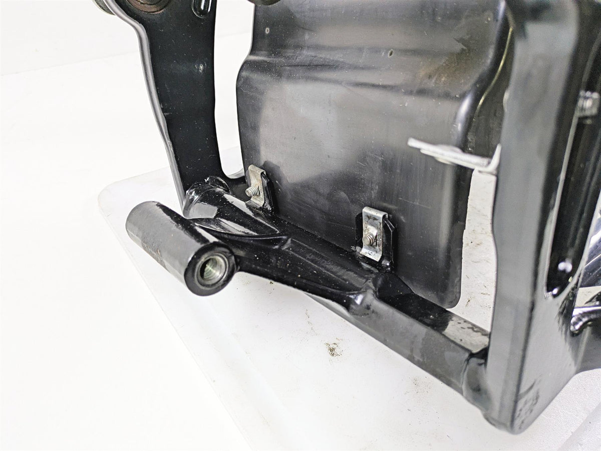 2004 Harley Softail FXSTDI Deuce Rear Swingarm Swing Arm & Covers 47573-00A {{ shop.shopifyCountryName }} - Mototech271