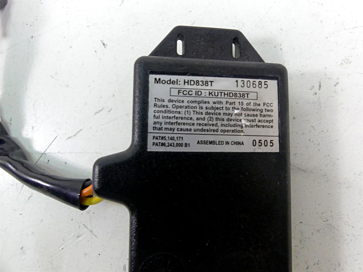 2006 Harley Touring FLHTCU SE E-Glide Garage Door Opener Transmitter 91559-01 {{ shop.shopifyCountryName }} - Mototech271