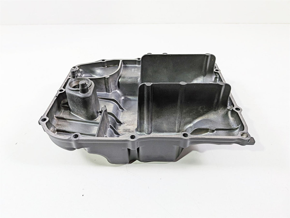2009 Yamaha VMX17 V-Max 1700 Oil Pan Lower Engine Cover 2S3-13400-00-Mototech271
