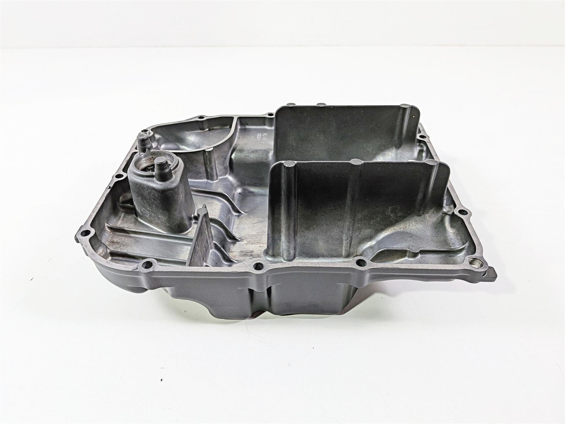 2009 Yamaha VMX17 V-Max 1700 Oil Pan Lower Engine Cover 2S3-13400-00-Mototech271