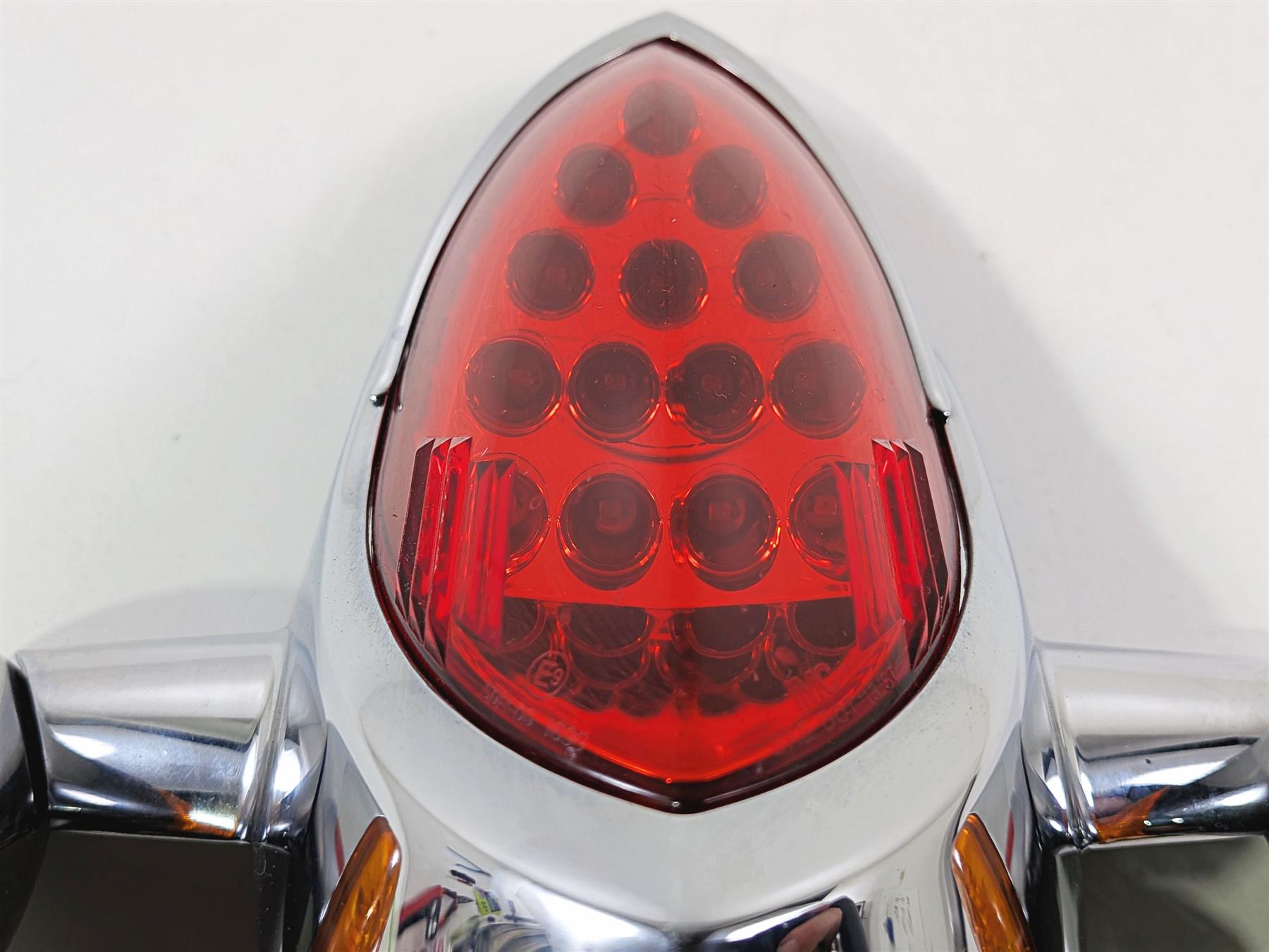 2015 Indian Chieftain Taillight Blinker Turn Signal Plate Holder Set 5138445-Mototech271
