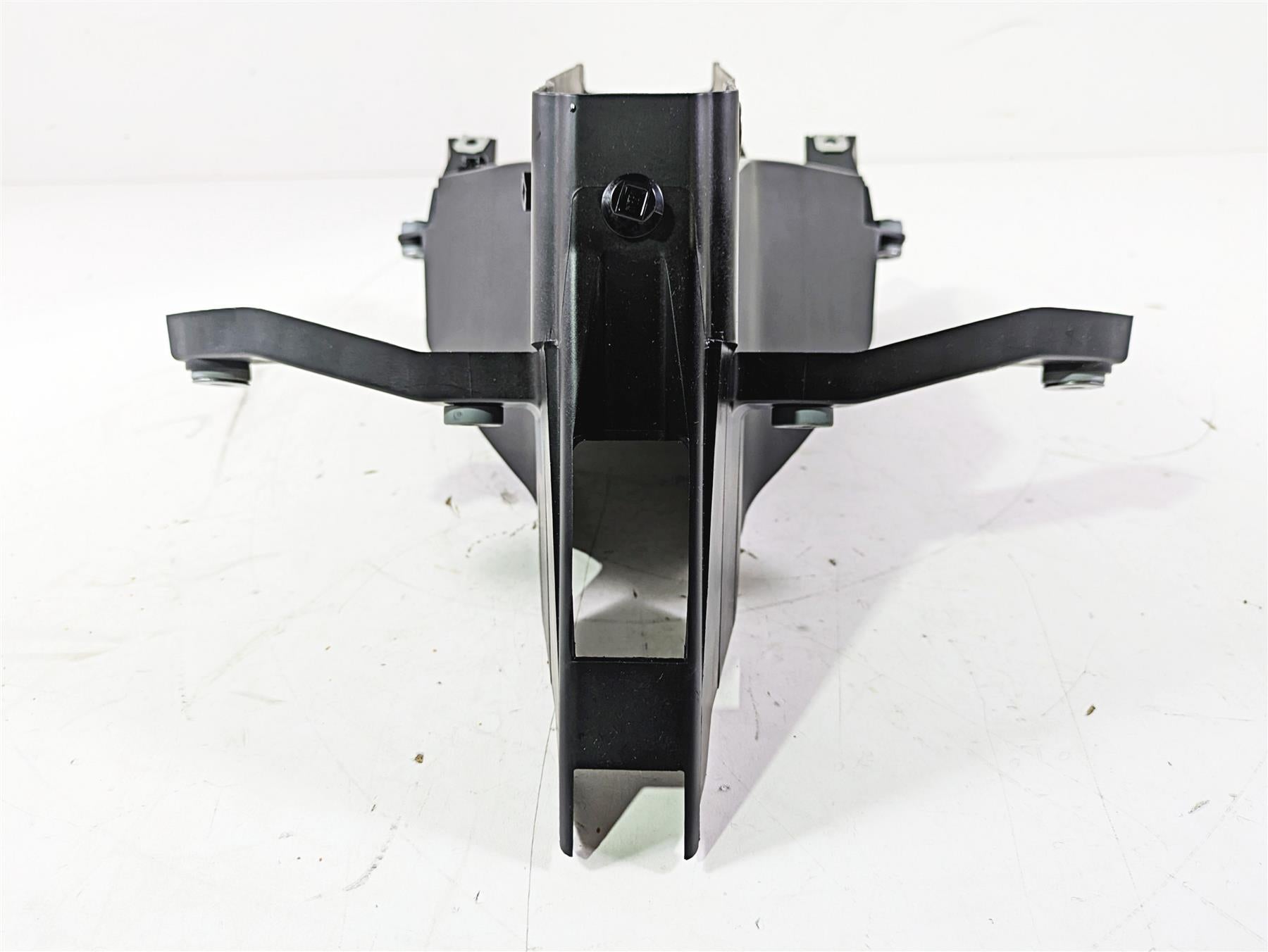 2019 BMW S1000XR K49 Front Panel Holder Carrier Stay 46637717040 {{ shop.shopifyCountryName }} - Mototech271