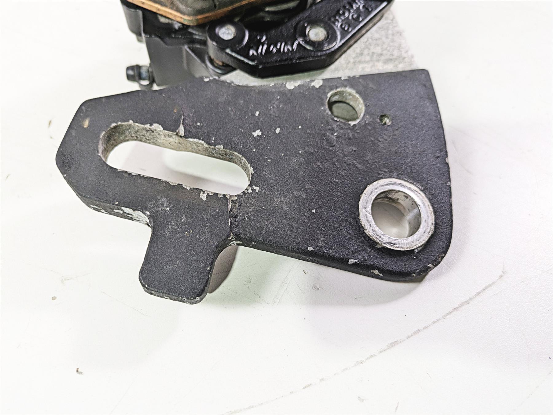 2018 Indian Chieftain Limited Rear Brake Caliper & Bracket 1912006 {{ shop.shopifyCountryName }} - Mototech271