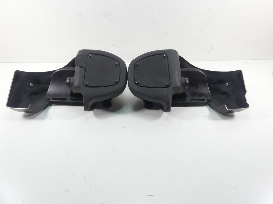 2013 Harley Touring FLHTK Electra Glide Lower Leg Fairing Set 58816-05 58817-05 {{ shop.shopifyCountryName }} - Mototech271