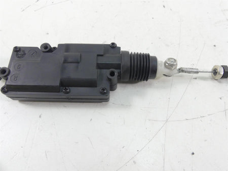 2007 Harley FLHTCU SE2 CVO Electra Glide Left Saddle Bag Actuator 79156-07 {{ shop.shopifyCountryName }} - Mototech271