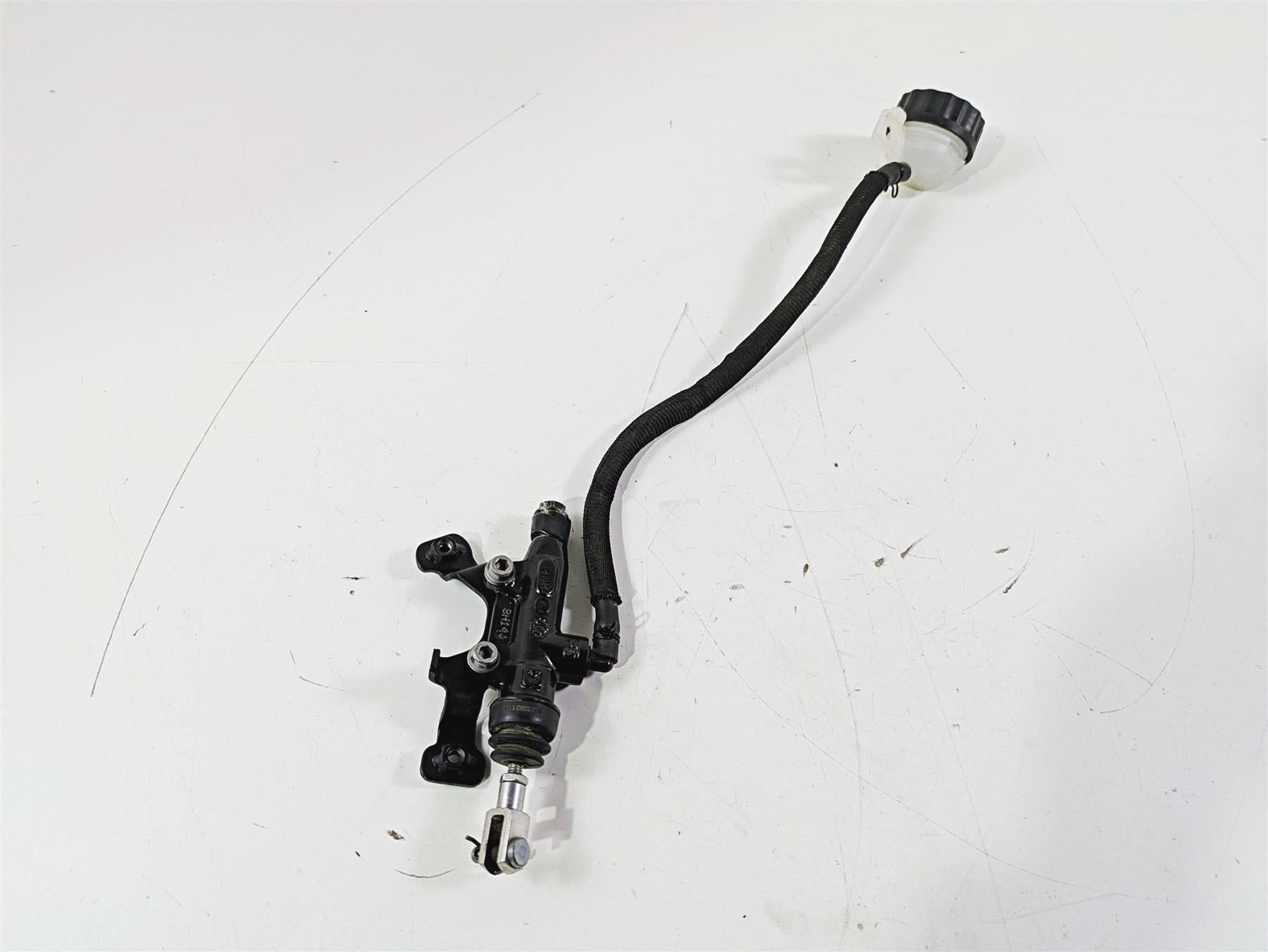 2019 BMW G310GS K02 Rear Brake Master Cylinder + Reservoir 34318560098 {{ shop.shopifyCountryName }} - Mototech271