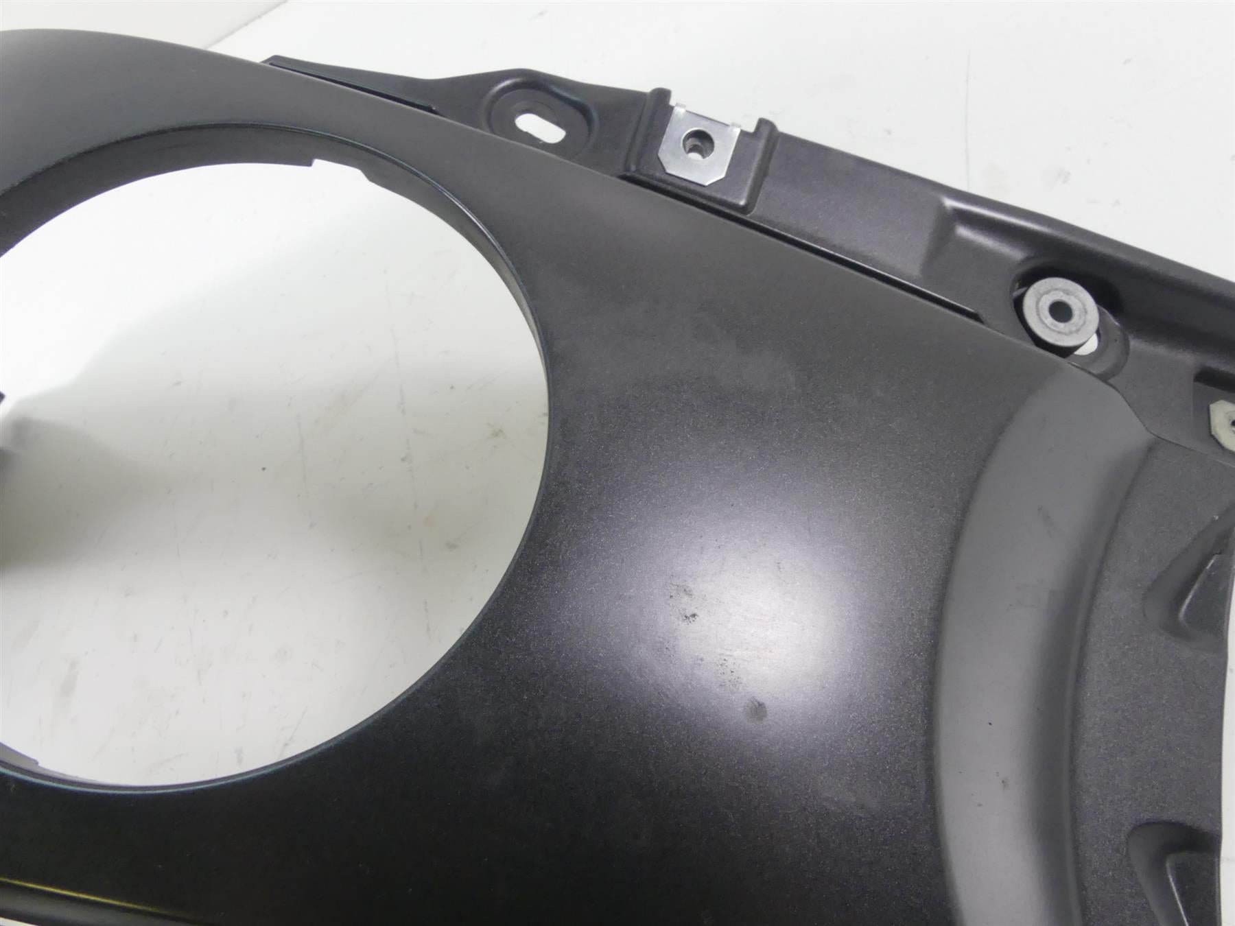 2015 BMW K1600GT K48 Fuel Gas Petrol Tank Center Fairing Cover Cowl 46638546417 {{ shop.shopifyCountryName }} - Mototech271