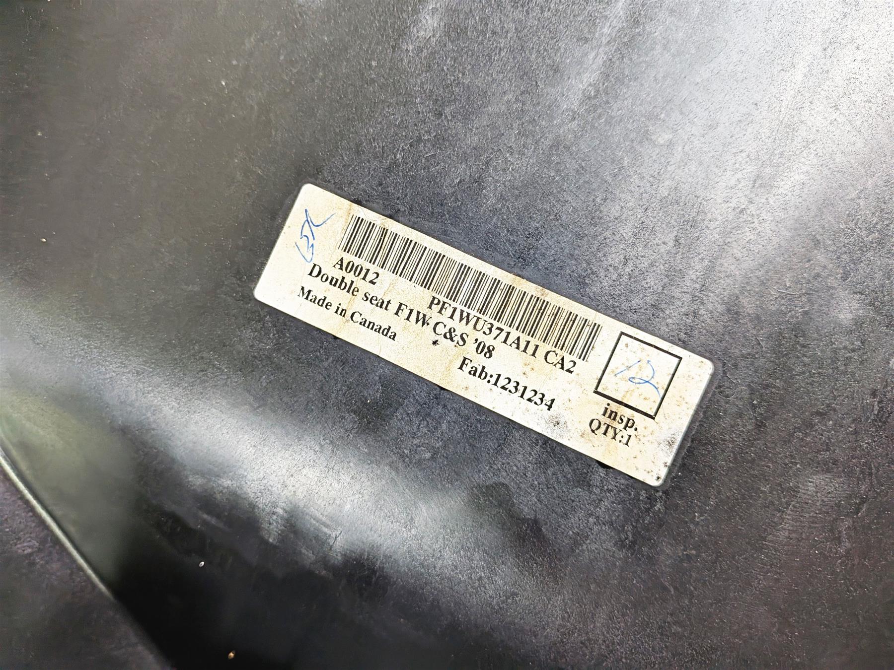 2009 Yamaha Waverunner FX1800 Cruiser Front Seat Saddle - Read F1W-U371A-11 {{ shop.shopifyCountryName }} - Mototech271