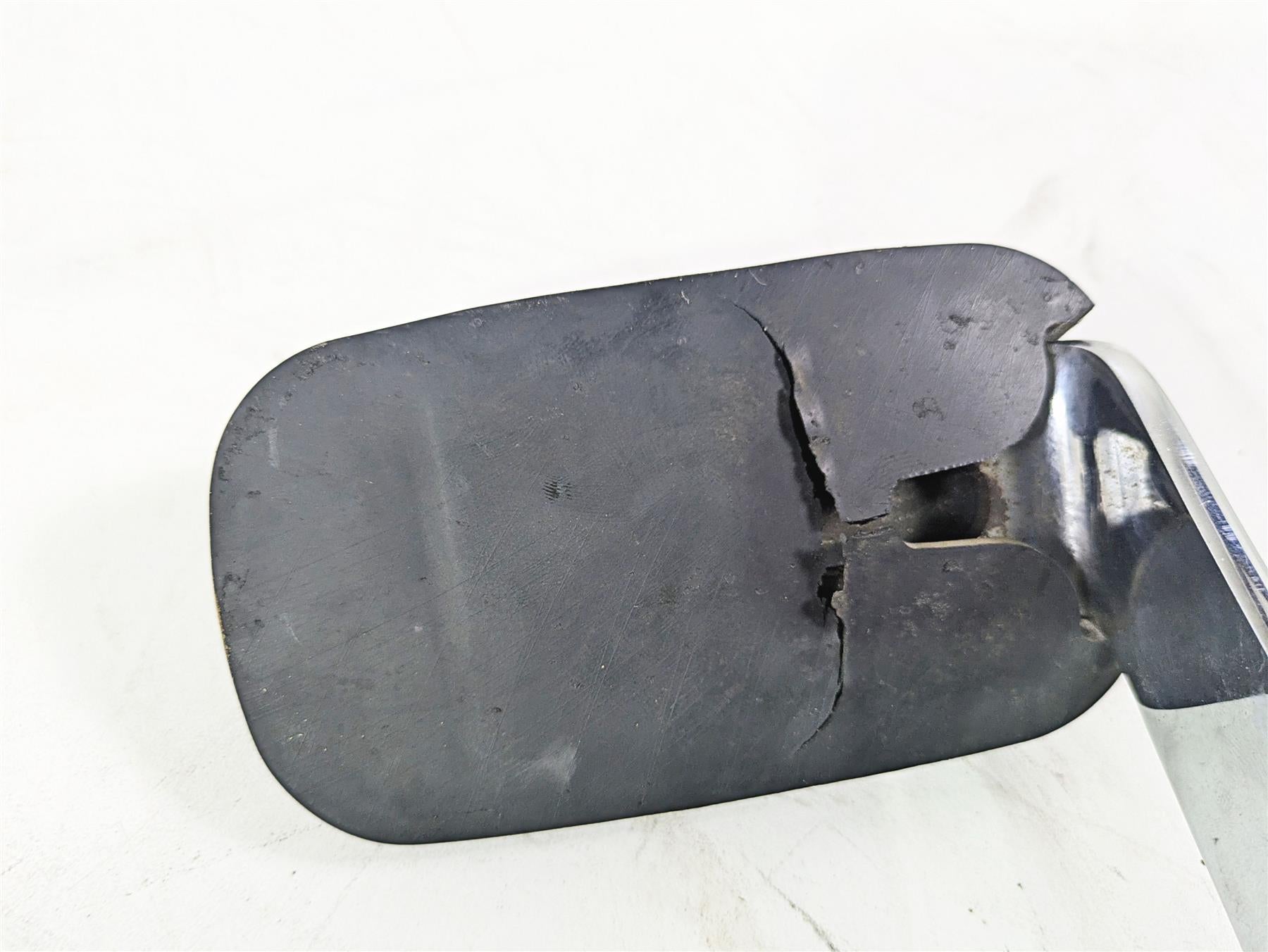 1996 Harley Touring FLHTCUI Electra Glide Brake Lever Pedal 33882-83B {{ shop.shopifyCountryName }} - Mototech271