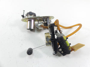 2005 Harley Touring CVO FLHTCSE Electra Glide Fuel Gas Petrol Pump 75126-02
