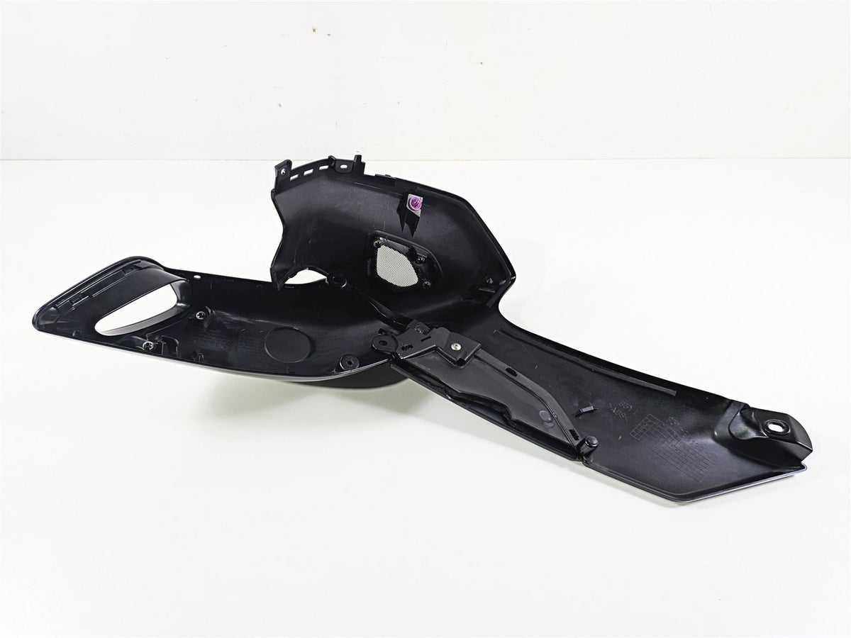 2023 Yamaha MT10 MTN1000 Right Side Upper Tank Cover Fairing B5Y-2137W-00 {{ shop.shopifyCountryName }} - Mototech271