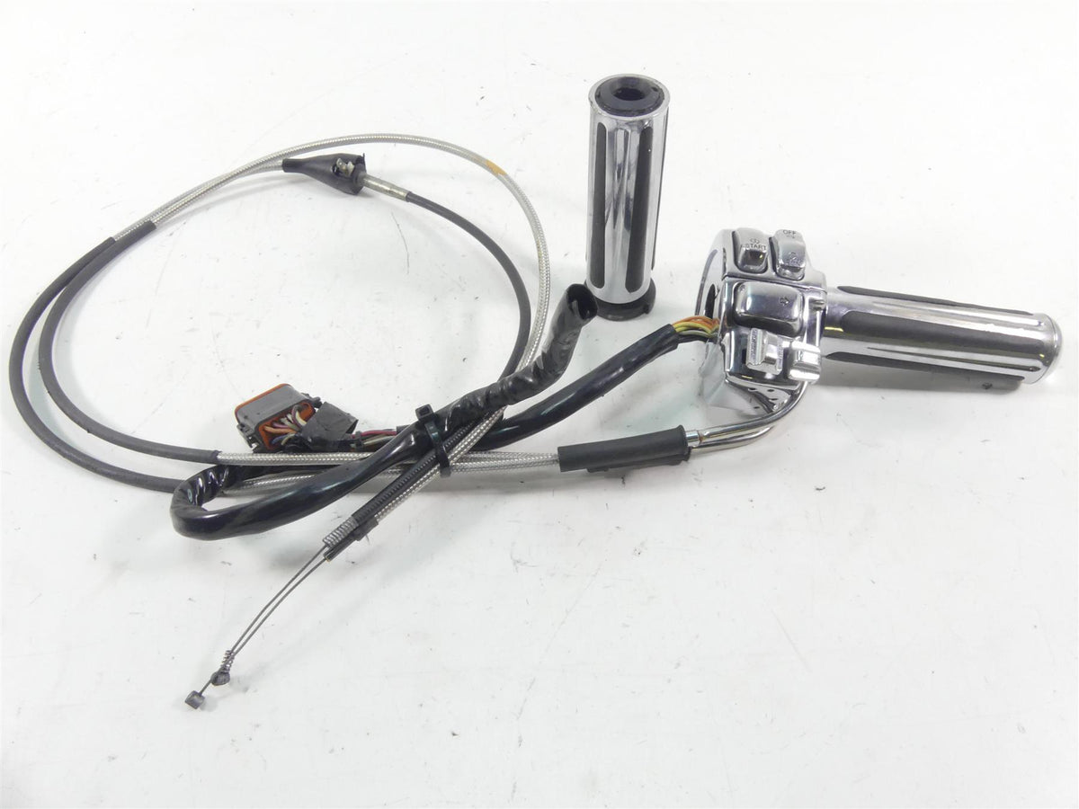 2005 Harley Touring CVO FLHTC SE Electra Glide Right Control Switch 71589-96B {{ shop.shopifyCountryName }} - Mototech271