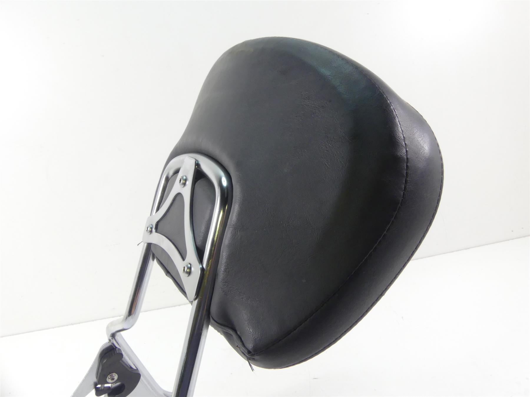 2012 Harley Touring FLHX Street Glide Rear Quick Release Back Rest 52627-09 {{ shop.shopifyCountryName }} - Mototech271