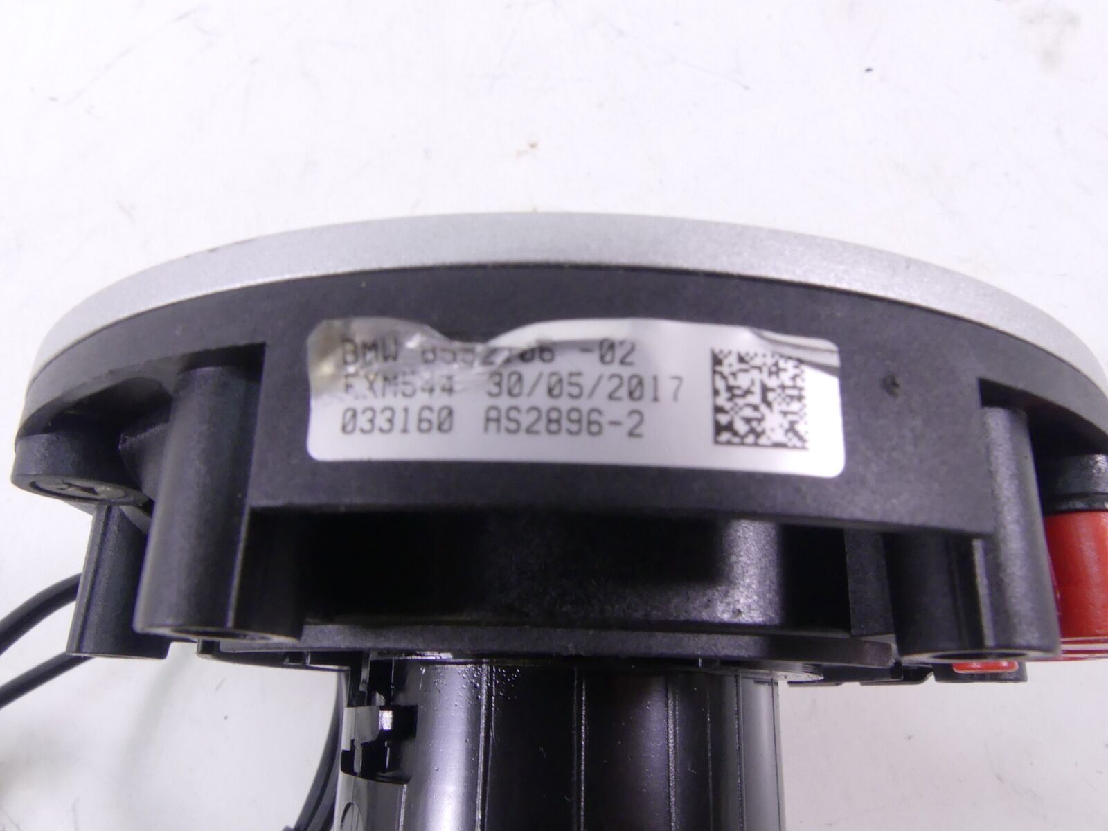 2017 BMW R1200RT RTW K52 Keyless Fuel Gas Petrol Tank Lid Door 16118552106 {{ shop.shopifyCountryName }} - Mototech271
