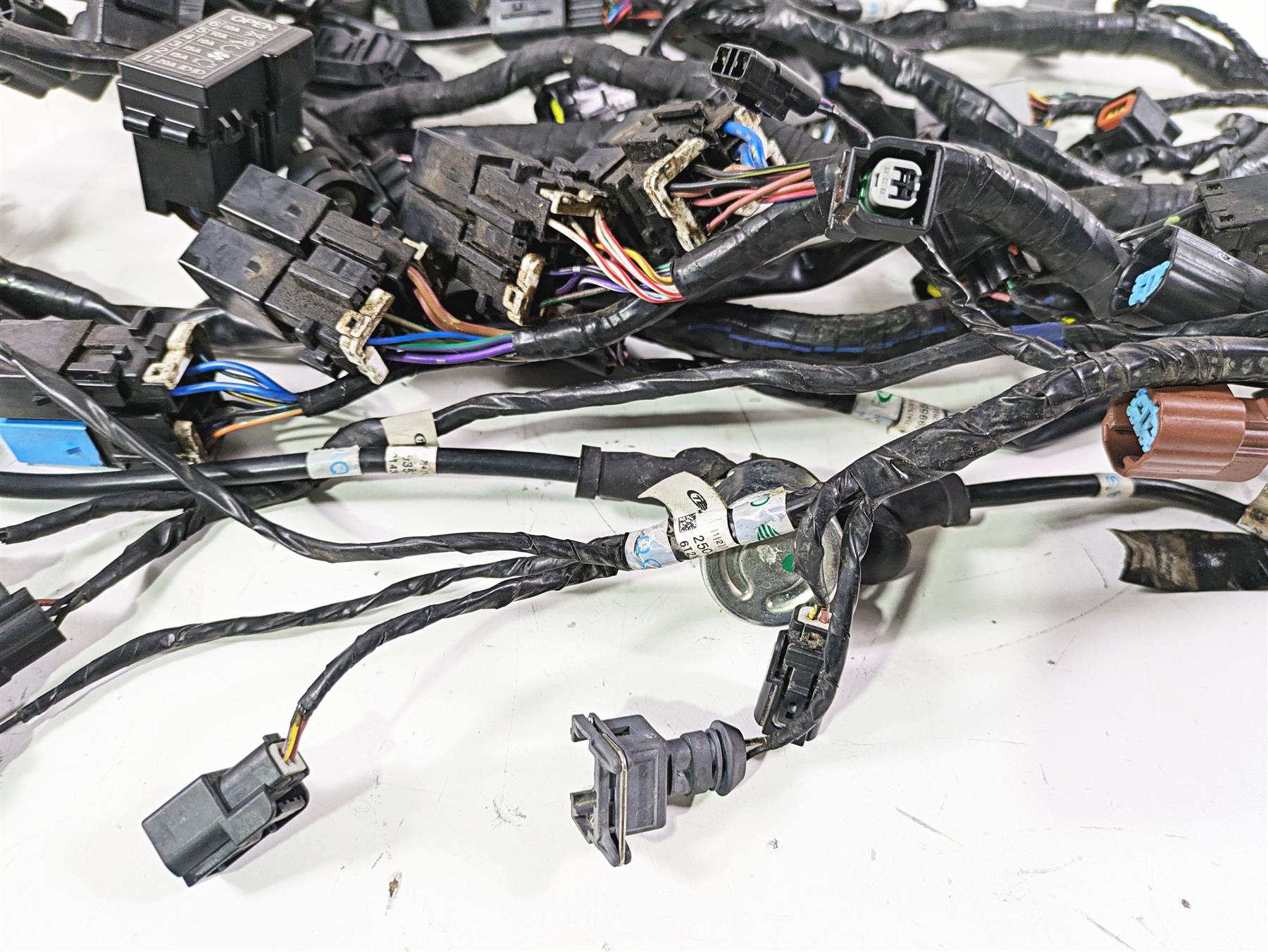 2015 Triumph Tiger Explorer XC Wiring Harness Loom - No Cuts T2501095 {{ shop.shopifyCountryName }} - Mototech271