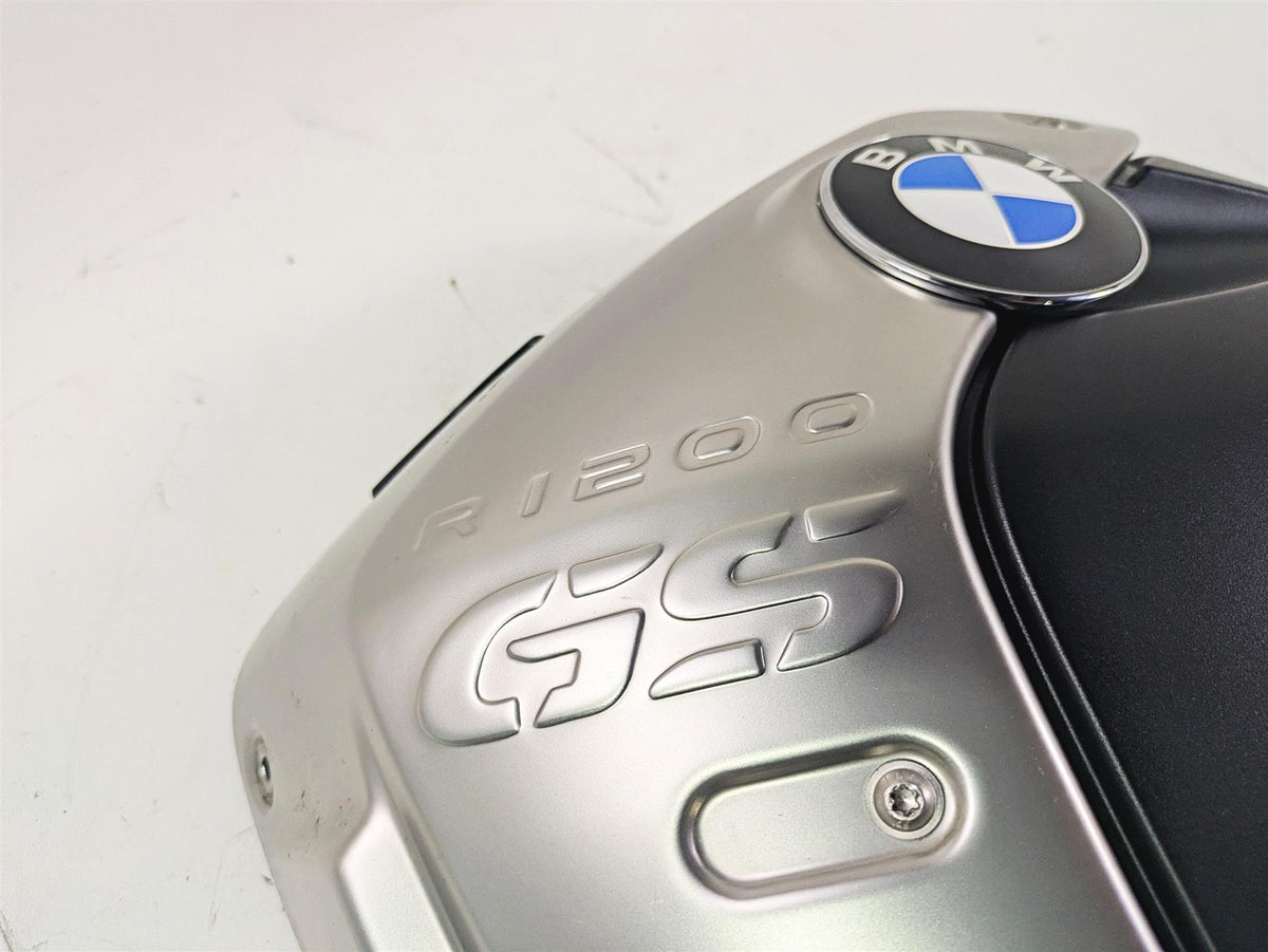 2010 BMW R1200GS K25 Tank Left Side Cover & Emblem 46637700875 46637700873 {{ shop.shopifyCountryName }} - Mototech271