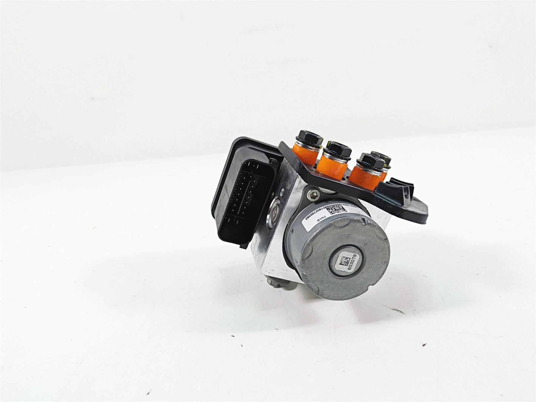 2020 Moto Guzzi V85 TT Adventure Abs Brake Pump Unit Pressure Module 2D000452 {{ shop.shopifyCountryName }} - Mototech271