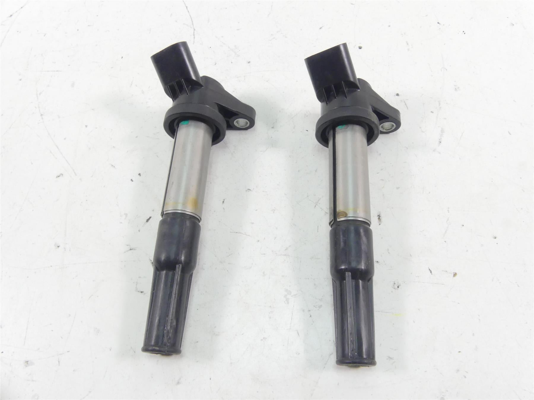 2018 Indian Scout Sixty Ignition Stick Coil Set 4015017 {{ shop.shopifyCountryName }} - Mototech271