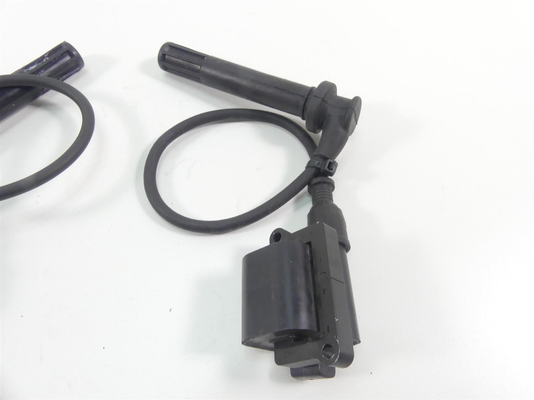2017 Ducati 939 S Supersport Ignition Coil Stick Coils Set 38010151A {{ shop.shopifyCountryName }} - Mototech271