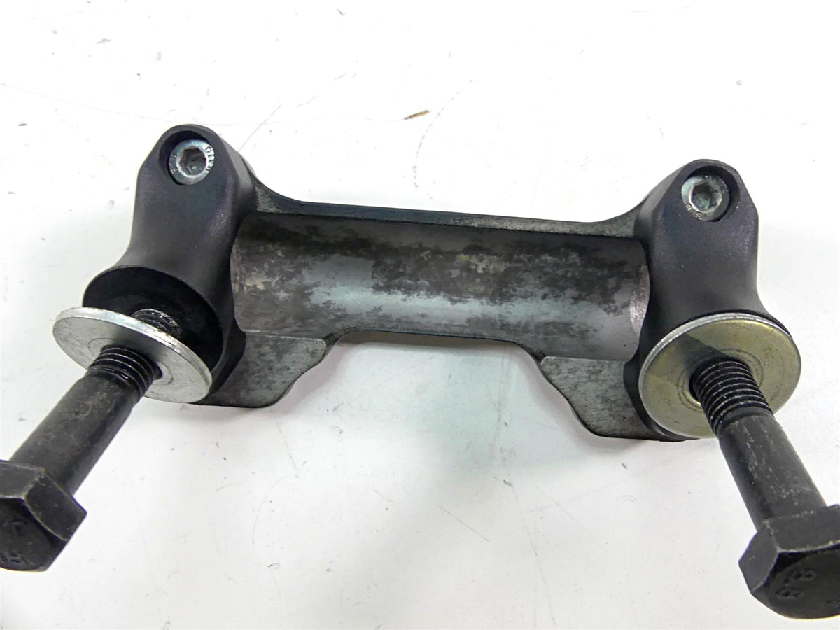 2019 Indian Chieftain Classic Handlebar Handle Bar Clamps Risers 5139656 5639269 {{ shop.shopifyCountryName }} - Mototech271