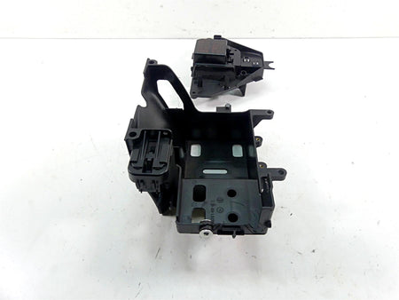 2010 Harley Touring FLHRC Road King Battery & Electrical Fuse Panel Set 66281-09 {{ shop.shopifyCountryName }} - Mototech271