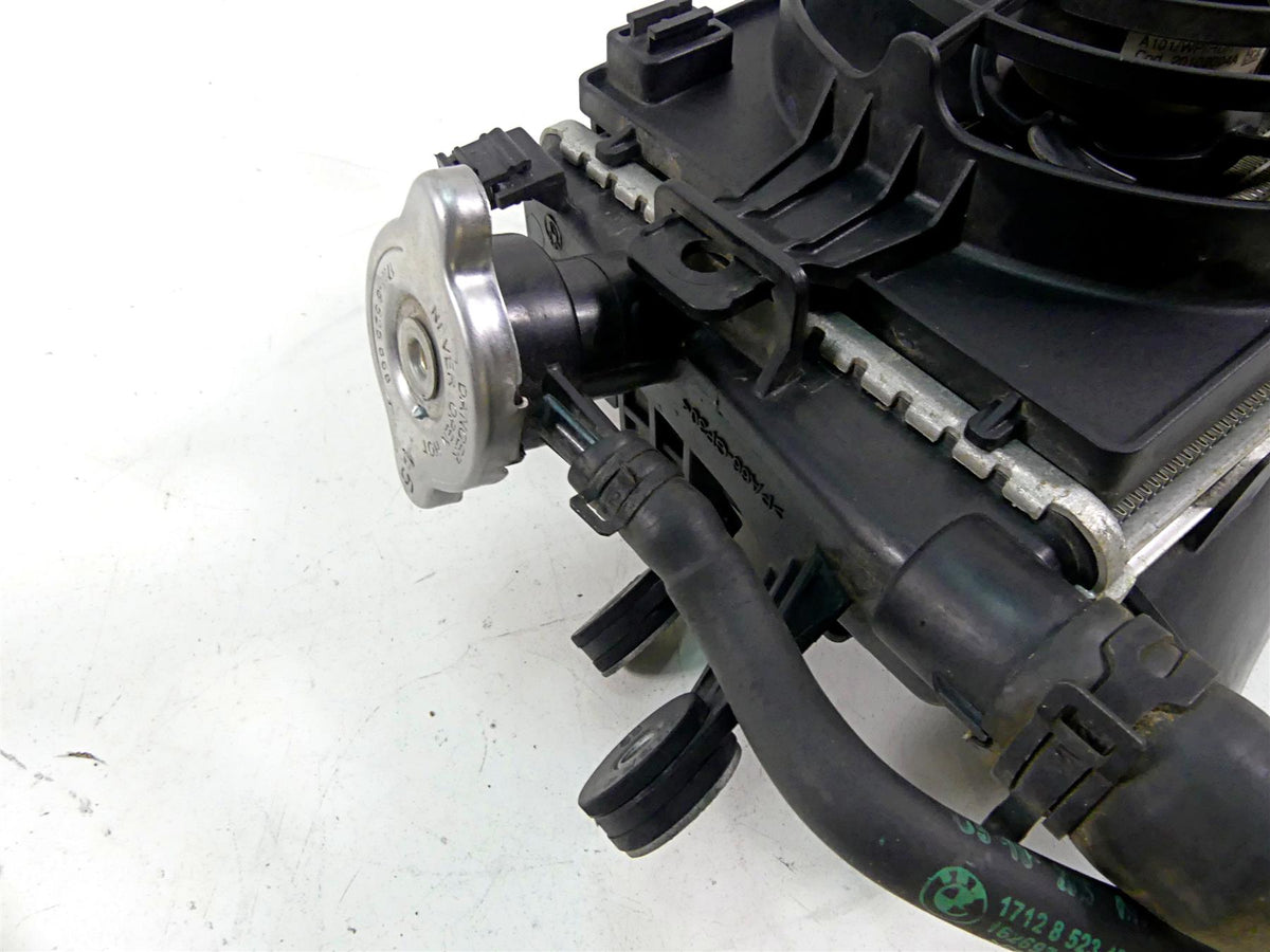 2016 BMW R1200GS Adv K51 Right Radiator Fan Reservoir & Cover 17118546416 {{ shop.shopifyCountryName }} - Mototech271