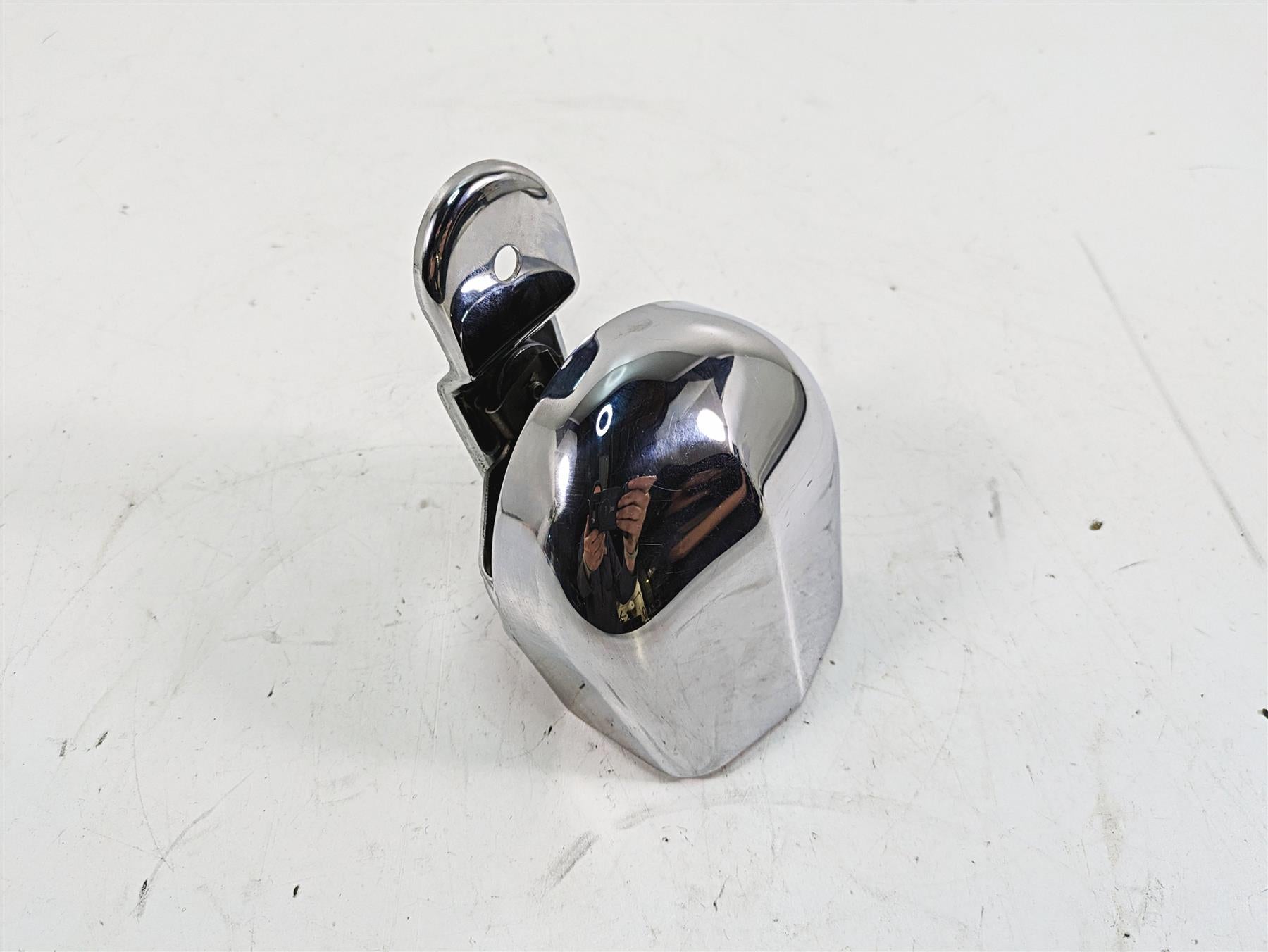 2006 Harley Softail FXSTSI Springer Horn & Cover 61300478A 69060-90H {{ shop.shopifyCountryName }} - Mototech271