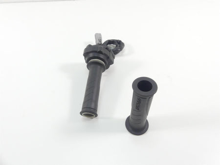 2017 Ducati 939 S Supersport E-Throttle Grip Handle Set 66020093B {{ shop.shopifyCountryName }} - Mototech271