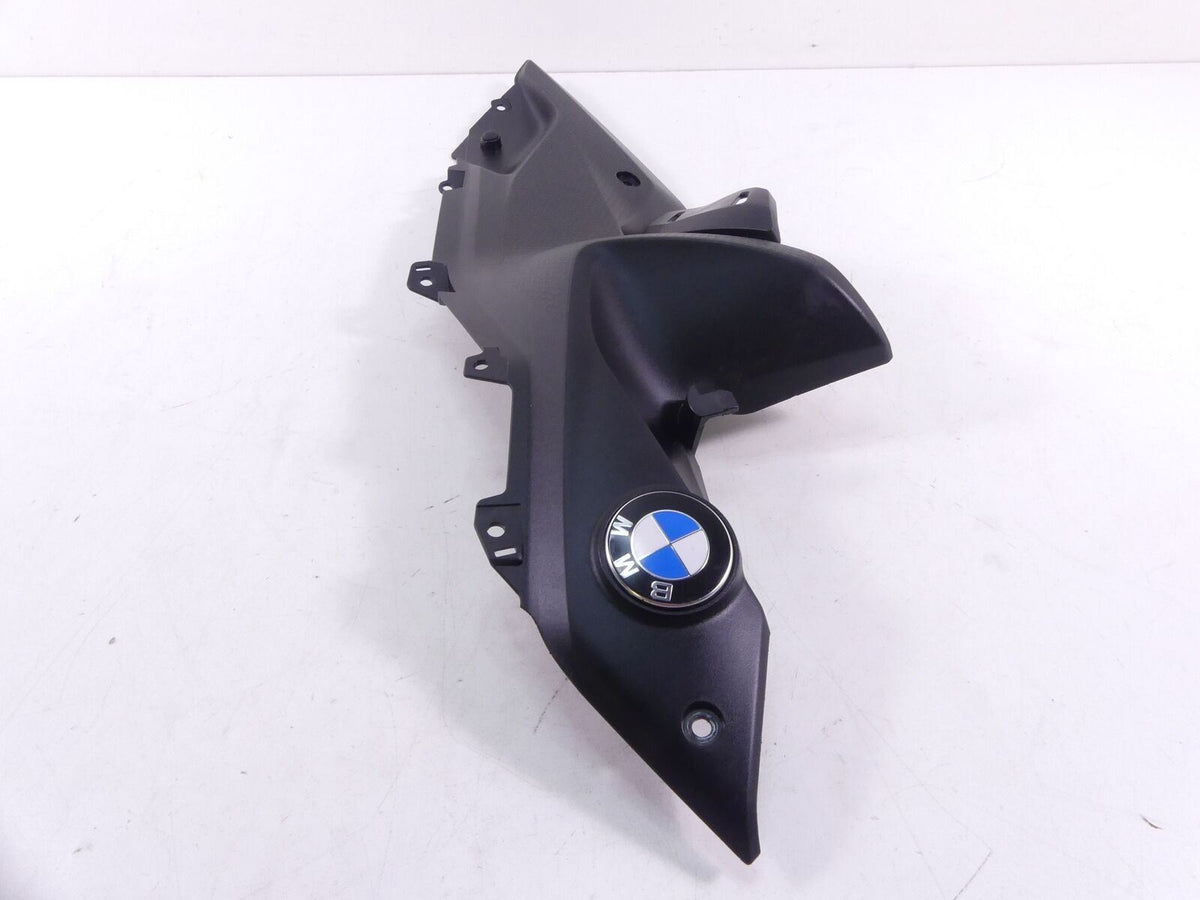 2016 BMW R1200RS K54 Between Leg Left Side Fairing Cover 46638545319 {{ shop.shopifyCountryName }} - Mototech271