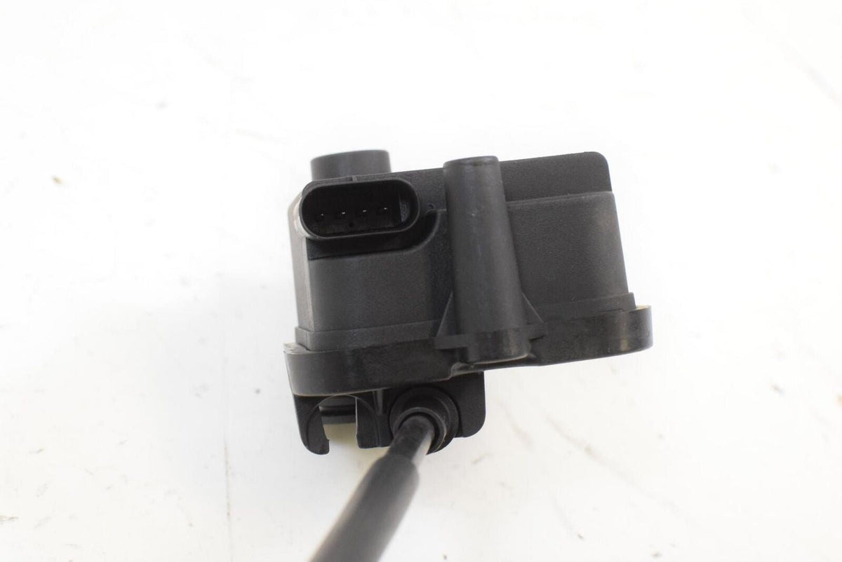 2010 BMW S1000RR S1000 RR K46 Exhaust Valve Actuator Servo Motor I 18307718135 {{ shop.shopifyCountryName }} - Mototech271