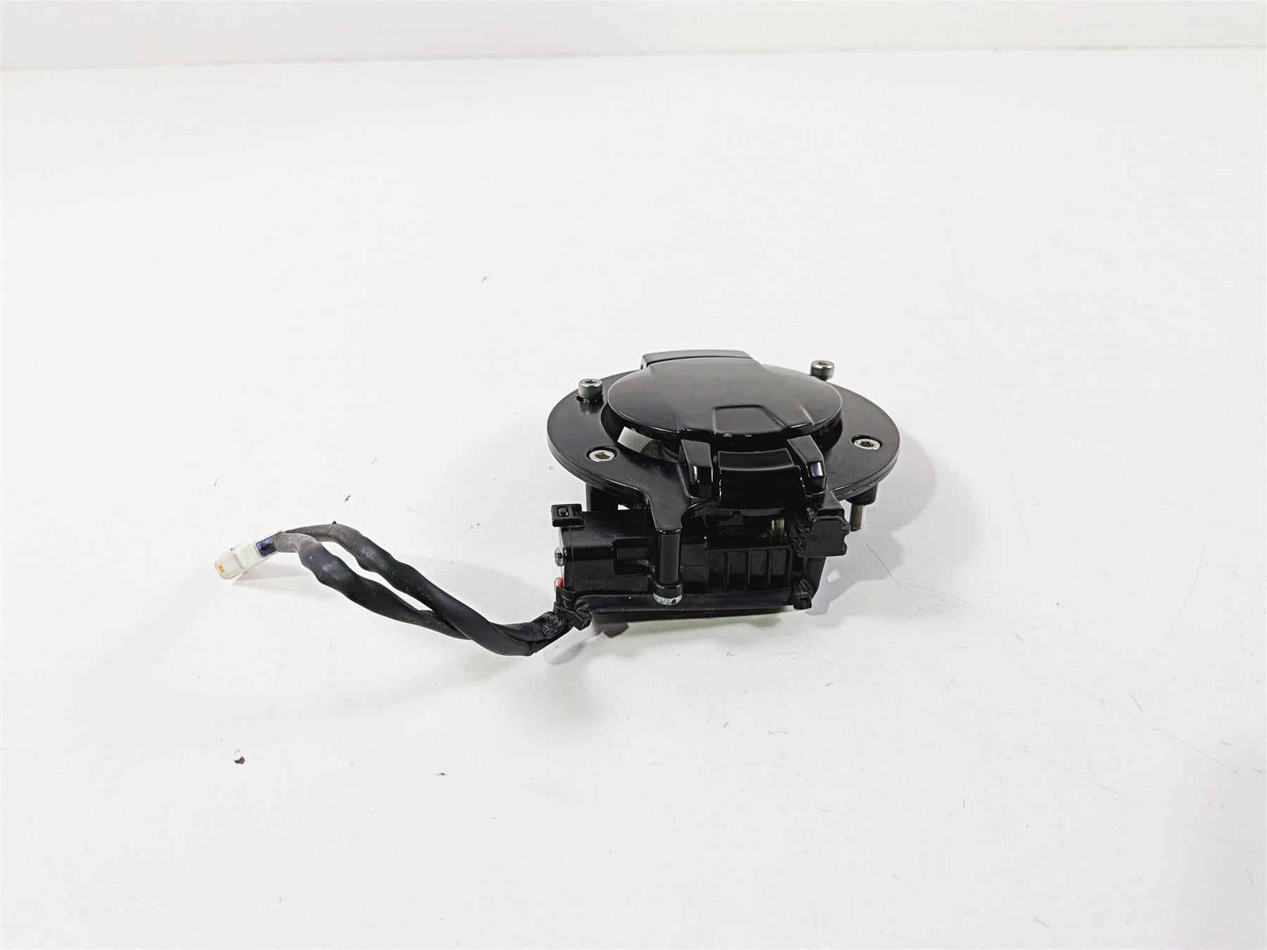 2020 Indian Challenger Limited Black Keyless Fuel Gas Cap Lid Set 2522356-Mototech271
