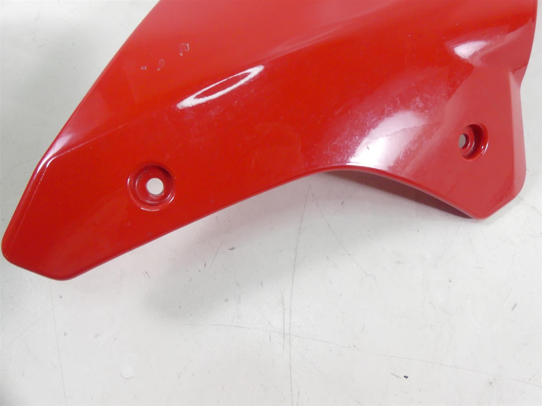 2020 Ducati Panigale V2 Left Tail Side Wing Cover Fairing -Read 482P2461AB {{ shop.shopifyCountryName }} - Mototech271
