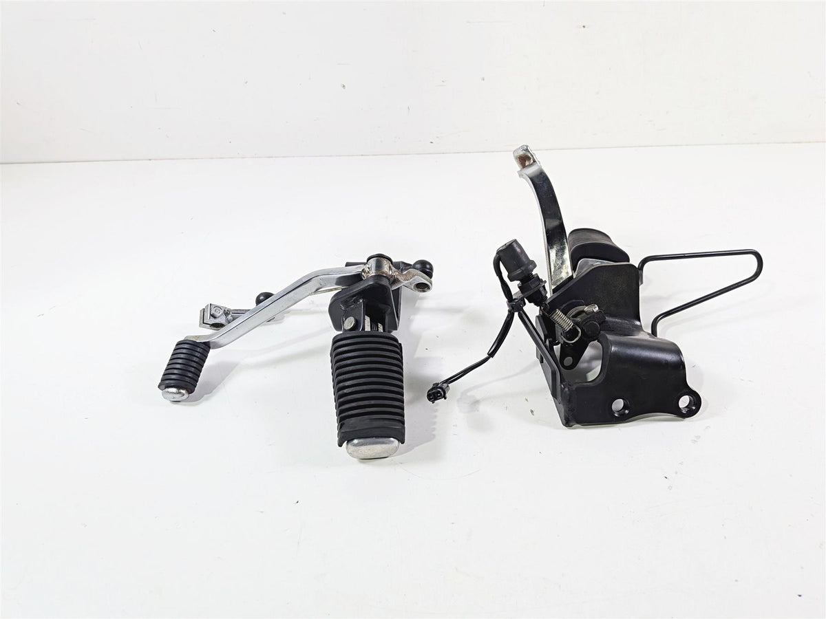 2007 Yamaha XVS1100 V-Star Custom Front Footpegs & Foot Lever Set 5EL-27410-00 {{ shop.shopifyCountryName }} - Mototech271