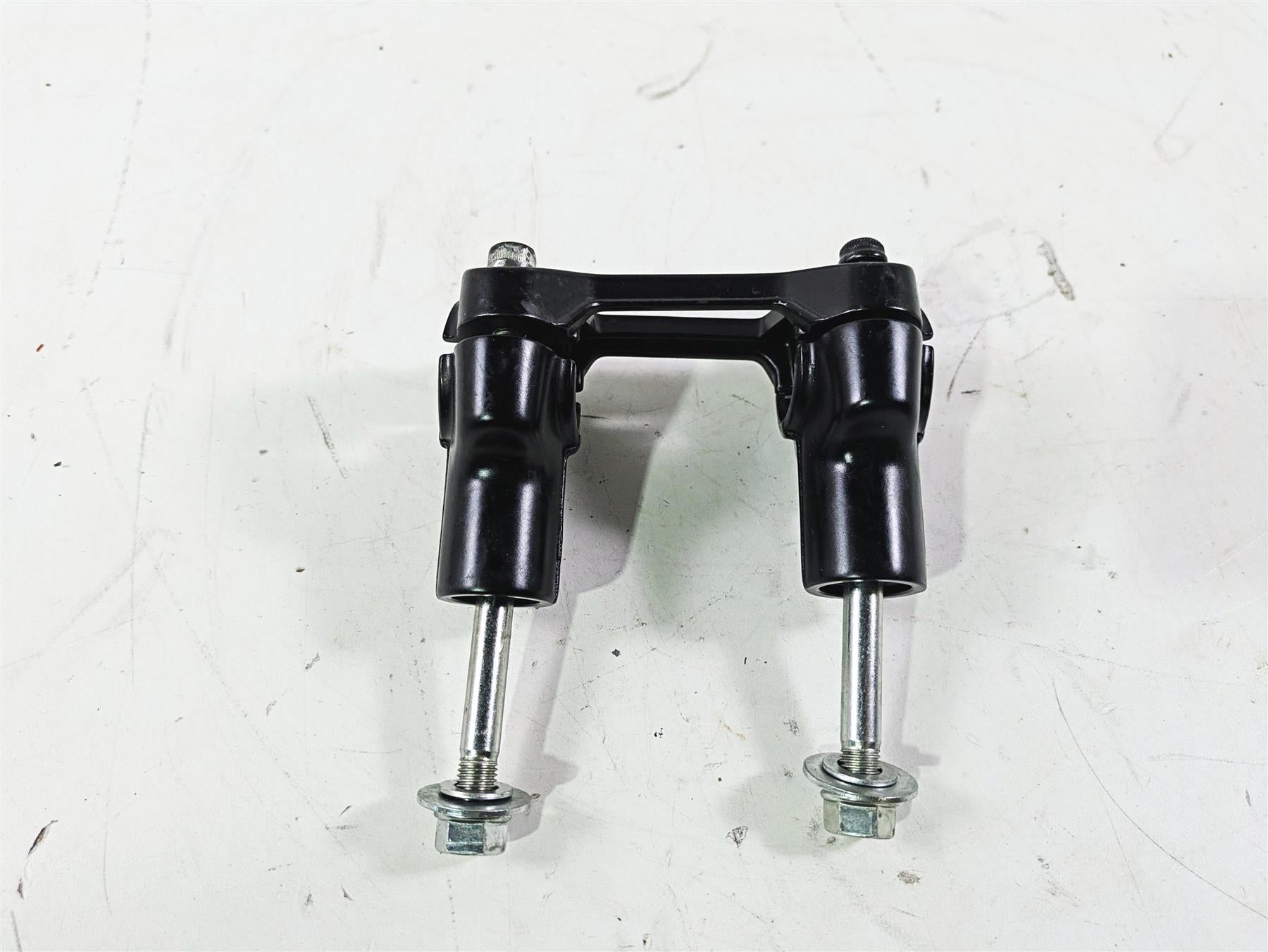 2018 Ducati Hypermotard 939 SP Handlebar Riser Holder Set 36011451AA {{ shop.shopifyCountryName }} - Mototech271