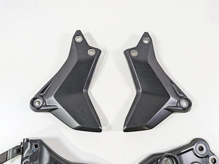 2025 Yamaha YZF R7 Side Frame Foot Peg Mount Cover Set BEB-274A4-00 BEB-274A3-00 {{ shop.shopifyCountryName }} - Mototech271