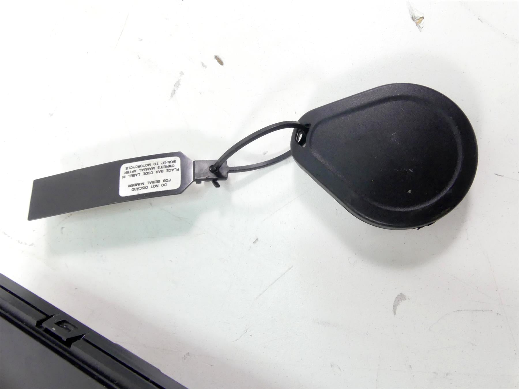 2017 Harley Softail FXSB Breakout Bcm Body Control Module Key Fob 41000349E {{ shop.shopifyCountryName }} - Mototech271