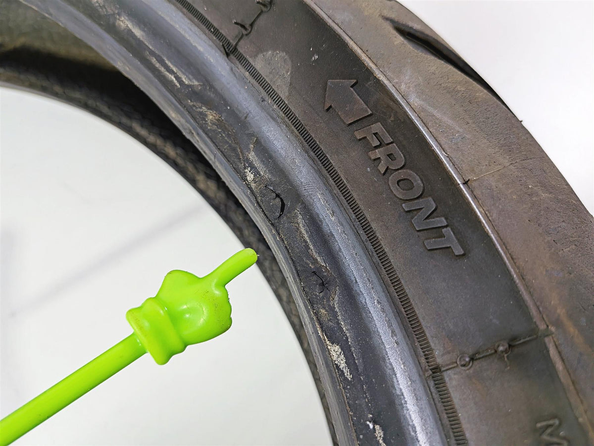 Used Front Motorcycle Tire Michelin Road 6 GT 2CT+ 120/70R17 26276 {{ shop.shopifyCountryName }} - Mototech271