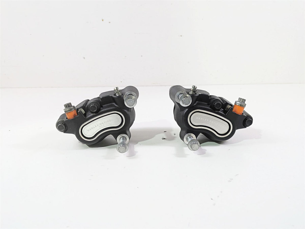 2016 Harley FXDF Dyna Fat Bob Front Brake Caliper Set 41300001 41300002 {{ shop.shopifyCountryName }} - Mototech271