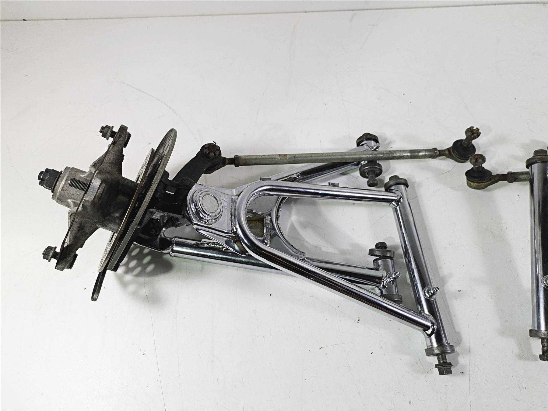 2001 Yamaha Banshee YFZ350 Front Left & Right Knee Assembly Set 2GU-23570-00-35 {{ shop.shopifyCountryName }} - Mototech271