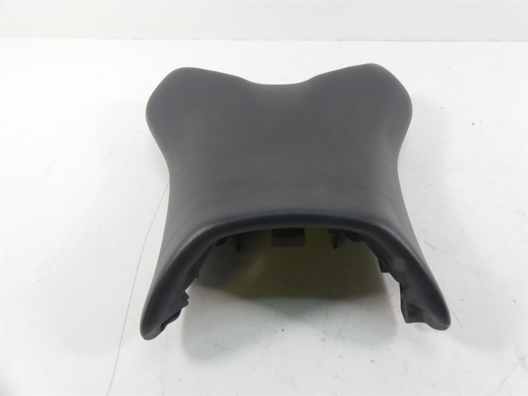 2007 Yamaha FZ1 Fazer Front Rider Driver Saddle Seat -No Cuts 2D1-24710-02-00 {{ shop.shopifyCountryName }} - Mototech271