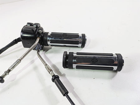 2007 Harley Sportster XL1200 C Right Hand Control Switch Grip Set 71684-06A {{ shop.shopifyCountryName }} - Mototech271