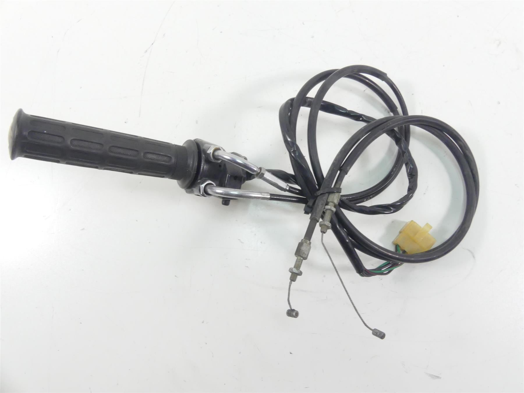1977 Honda CB750 A Four Hondamatic Right Throttle Control Switch 35130-393-771 {{ shop.shopifyCountryName }} - Mototech271