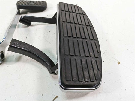2008 Harley FLHTCU Electra Glide Right Floorboard Footpeg + Brake Lever 50518-83 {{ shop.shopifyCountryName }} - Mototech271